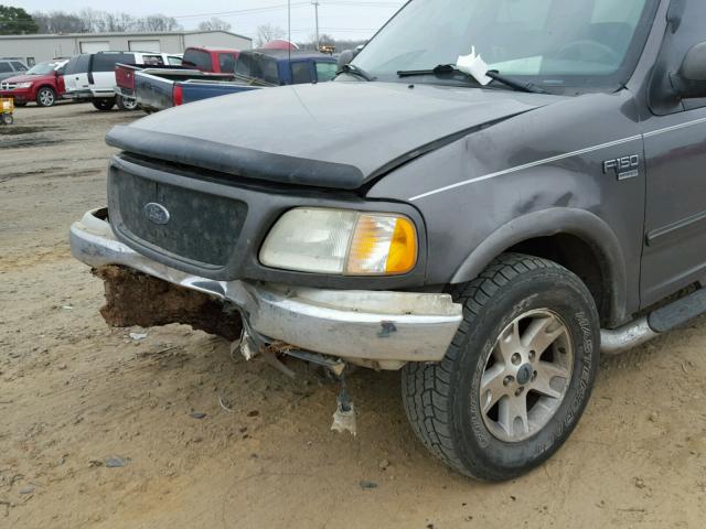 1FTRW08L03KA16390 - 2003 FORD F150 SUPER GOLD photo 9