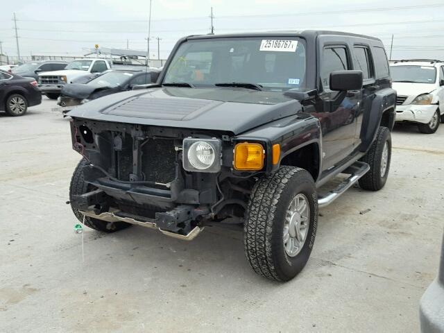 5GTMNGEE3A8117910 - 2010 HUMMER H3 BLACK photo 2