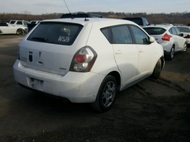 5Y2SP67009Z418810 - 2009 PONTIAC VIBE WHITE photo 4