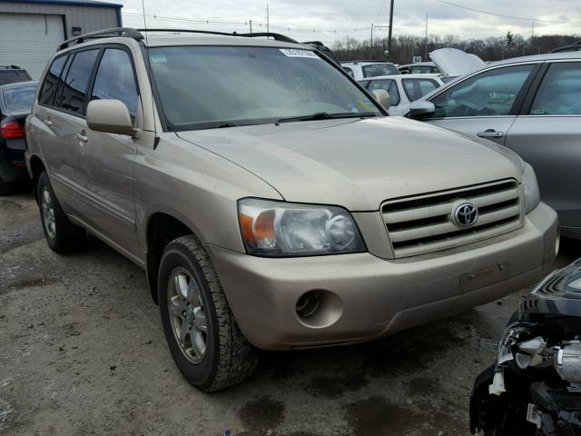 JTEHD21A250034776 - 2005 TOYOTA HIGHLANDER GOLD photo 1