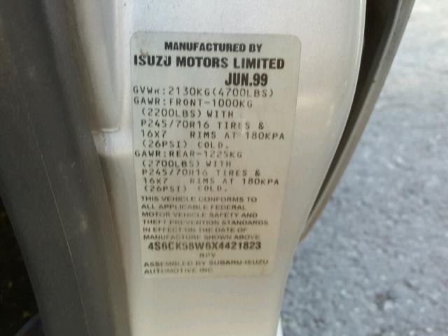 4S6CK58W6X4421823 - 1999 HONDA PASSPORT E SILVER photo 10