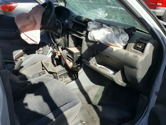 4S6CK58W6X4421823 - 1999 HONDA PASSPORT E SILVER photo 5