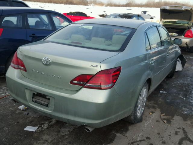 4T1BK36B38U276086 - 2008 TOYOTA AVALON XL GREEN photo 4