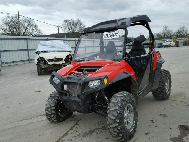 4XAVE76A4EF354826 - 2014 POLARIS RZR 800 S RED photo 2