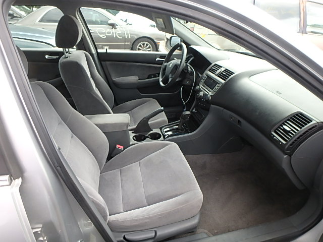 JHMCM56327C008253 - 2007 HONDA ACCORD SE SILVER photo 5