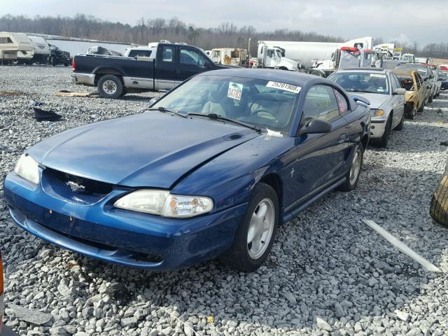 1FAFP4042WF268107 - 1998 FORD MUSTANG BLUE photo 2