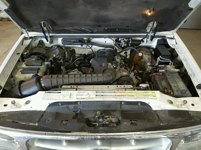 1FMDU34X4TZB93232 - 1996 FORD EXPLORER WHITE photo 7