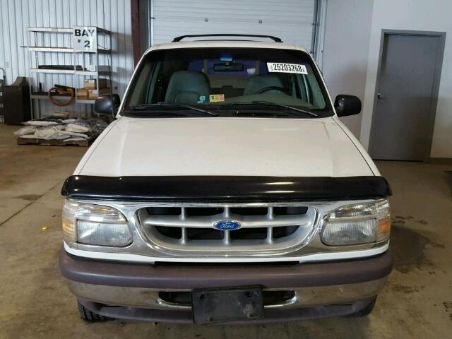 1FMDU34X4TZB93232 - 1996 FORD EXPLORER WHITE photo 9