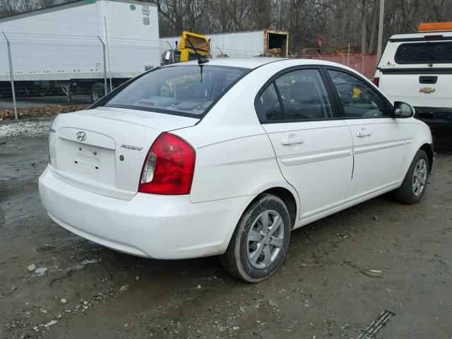 KMHCN46C08U276069 - 2008 HYUNDAI ACCENT GLS WHITE photo 4