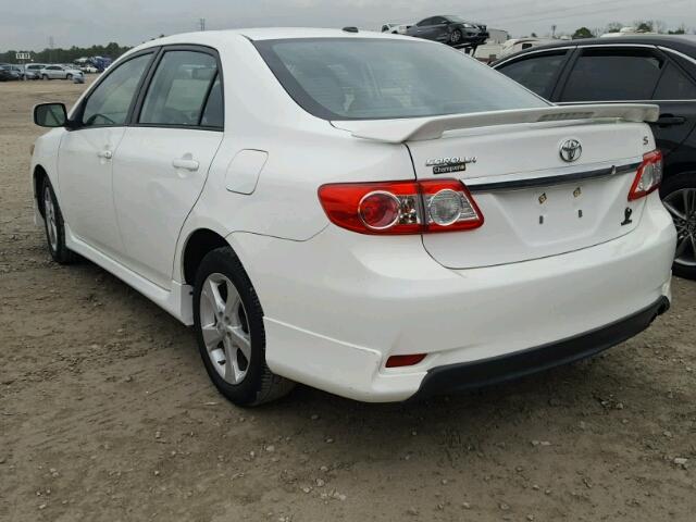 5YFBU4EE0CP070424 - 2012 TOYOTA COROLLA BA WHITE photo 3