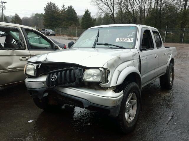 5TEGN92N33Z161475 - 2003 TOYOTA TACOMA DOU SILVER photo 2