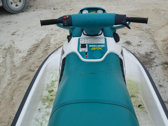 ZZN44011J596 - 1996 BOMBARDIER SEADOO WHITE photo 5