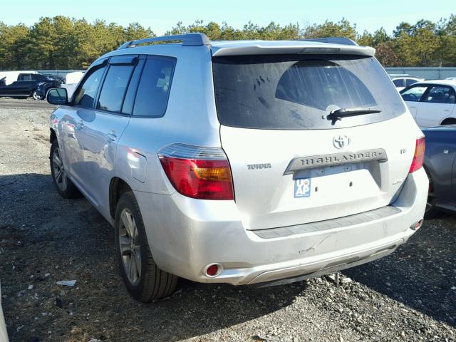 JTEES43A682093355 - 2008 TOYOTA HIGHLANDER SILVER photo 3