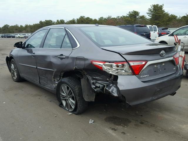 4T1BF1FK6GU132734 - 2016 TOYOTA CAMRY LE GRAY photo 3