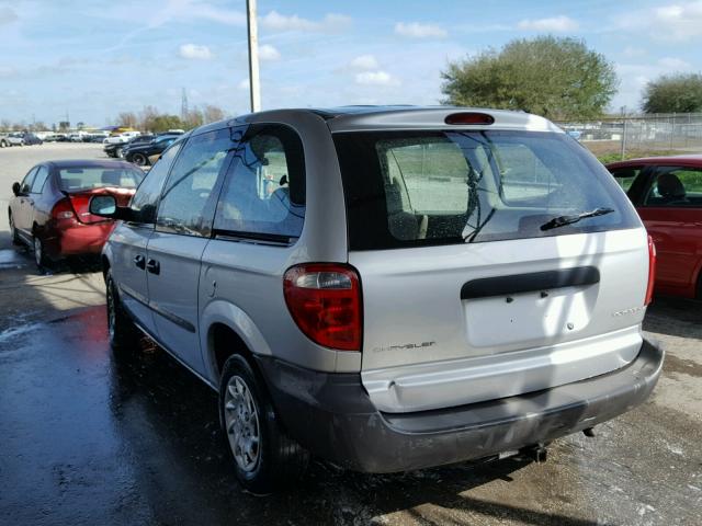 1C4GJ25322B602657 - 2002 CHRYSLER VOYAGER SILVER photo 3