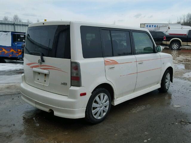 JTLKT334654029524 - 2005 TOYOTA SCION XB 白色 照片 4
