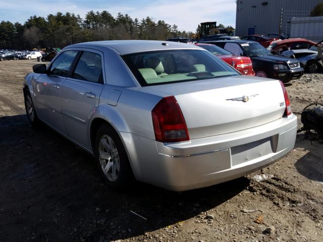 2C3KA53G76H460762 - 2006 CHRYSLER 300 TOURIN SILVER photo 3