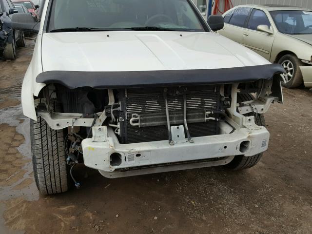 1J4HR48N76C235870 - 2006 JEEP GRAND CHER WHITE photo 9