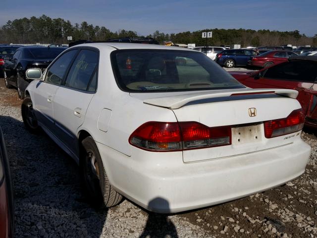 1HGCG56641A124383 - 2001 HONDA ACCORD EX WHITE photo 3