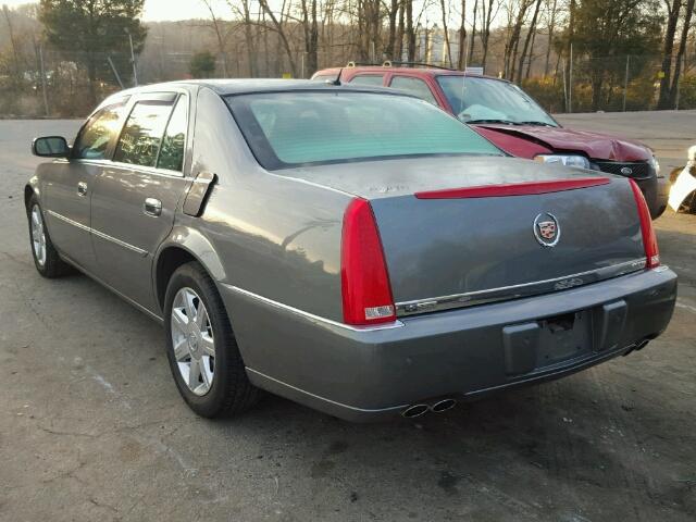 1G6KD57Y17U148492 - 2007 CADILLAC DTS GRAY photo 3