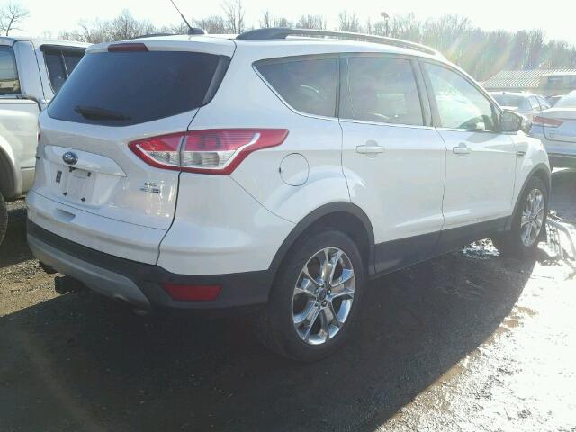 1FMCU9G98EUA66012 - 2014 FORD ESCAPE SE WHITE photo 4