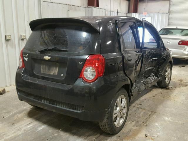 KL1TG66EX9B300443 - 2009 CHEVROLET AVEO LT BLACK photo 4