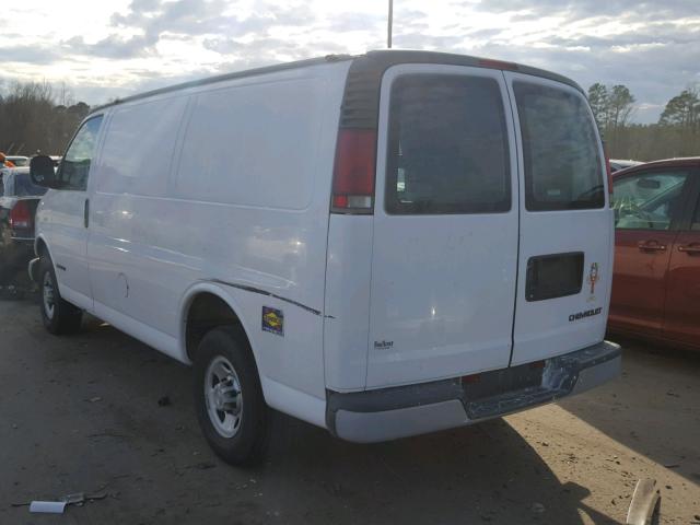 1GCGG25R6V1002804 - 1997 CHEVROLET EXPRESS G2 WHITE photo 3