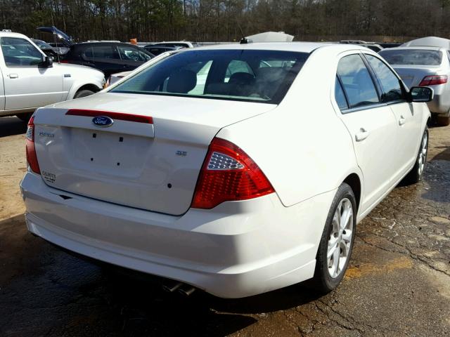 3FAHP0HA0CR232376 - 2012 FORD FUSION SE WHITE photo 4