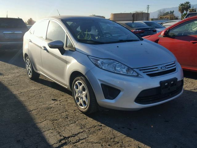 3FADP4BJ0DM226252 - 2013 FORD FIESTA SE SILVER photo 1