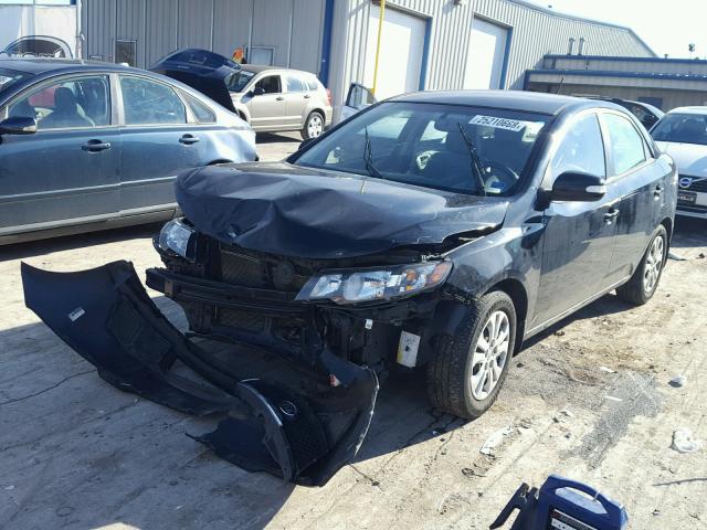 KNAFU4A24A5853816 - 2010 KIA FORTE EX BLACK photo 2