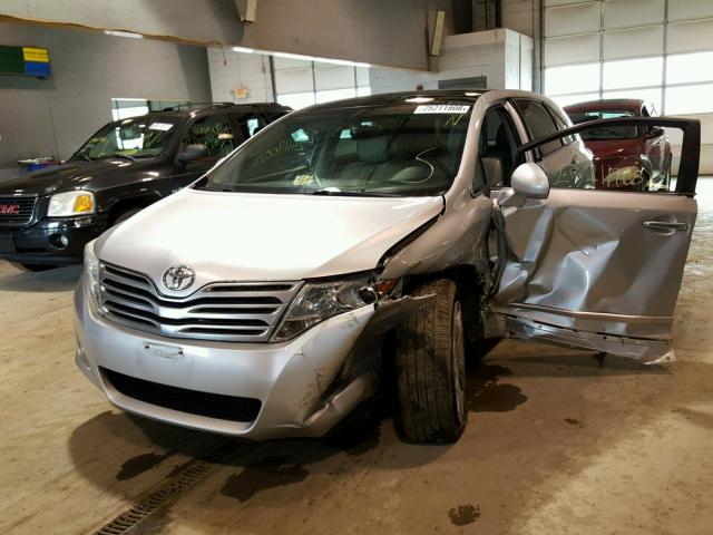 4T3BK3BB0BU049152 - 2011 TOYOTA VENZA BASE SILVER photo 2