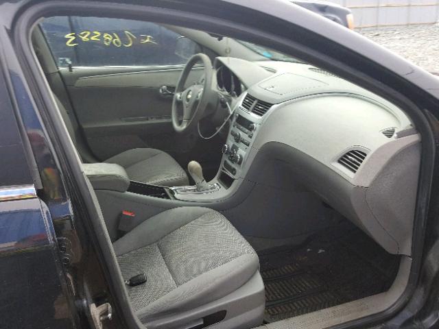 1G1ZB5E05AF190442 - 2010 CHEVROLET MALIBU LS შავი ფოტო 5