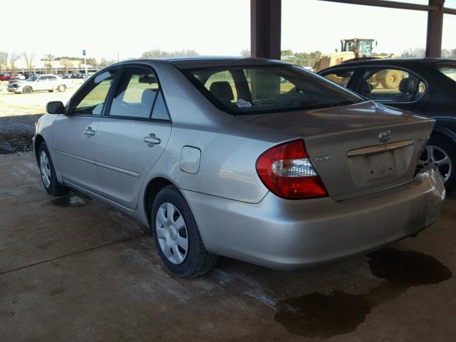 4T1BE32K13U769156 - 2003 TOYOTA CAMRY LE SILVER photo 3