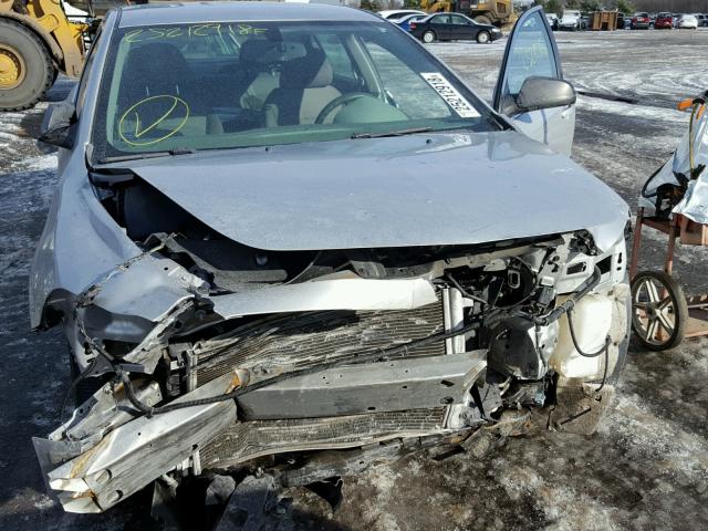 1G1ZB5E09CF150447 - 2012 CHEVROLET MALIBU LS SILVER photo 7