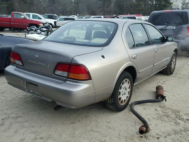 JN1CA21DXXT826731 - 1999 NISSAN MAXIMA GLE SILVER photo 4