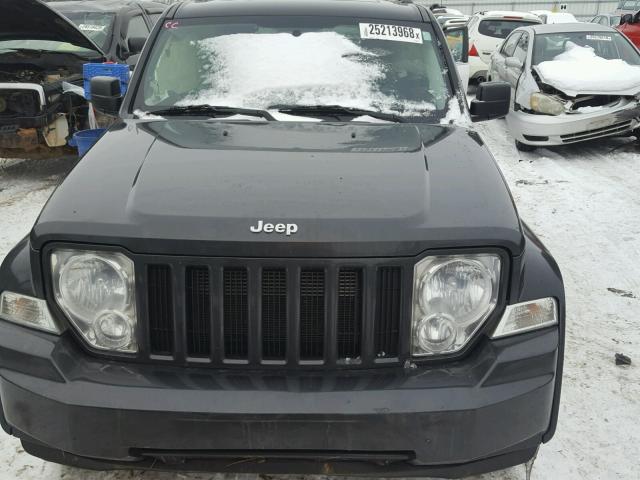 1J4PN2GKXBW542252 - 2011 JEEP LIBERTY SP CHARCOAL photo 9