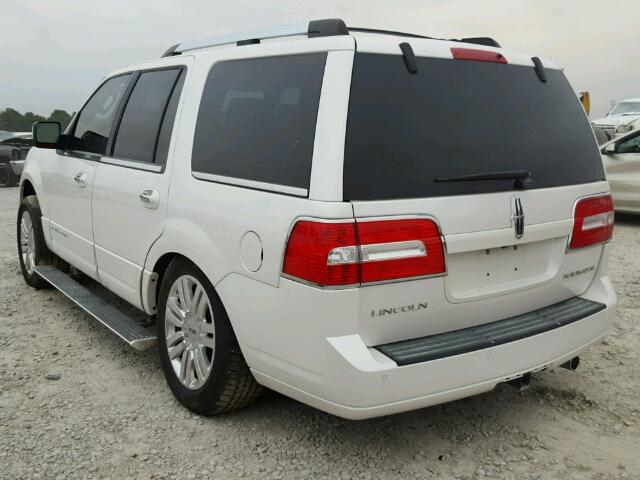 5LMJJ2H55BEJ00378 - 2011 LINCOLN NAVIGATOR WHITE photo 3