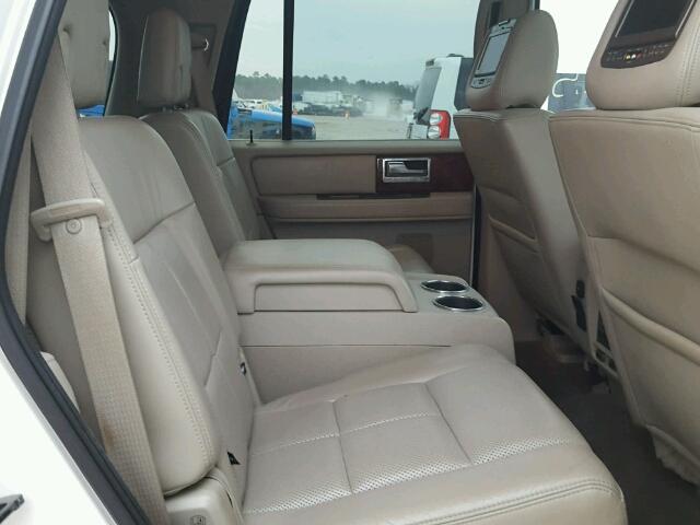 5LMJJ2H55BEJ00378 - 2011 LINCOLN NAVIGATOR 白色 照片 6