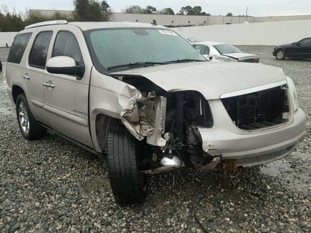 1GKFK63847J321900 - 2007 GMC YUKON DENA SILVER photo 1