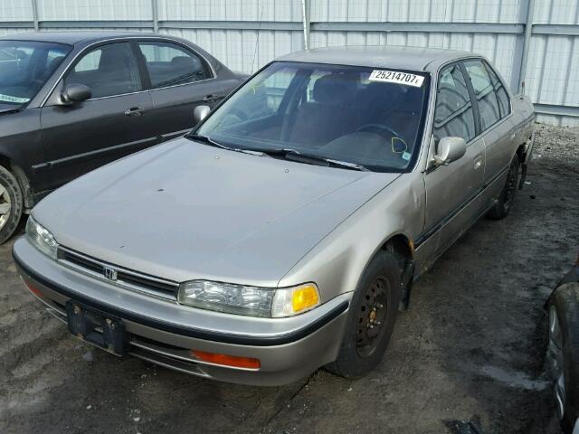 JHMCB7657NC821068 - 1992 HONDA ACCORD LX BEIGE photo 2