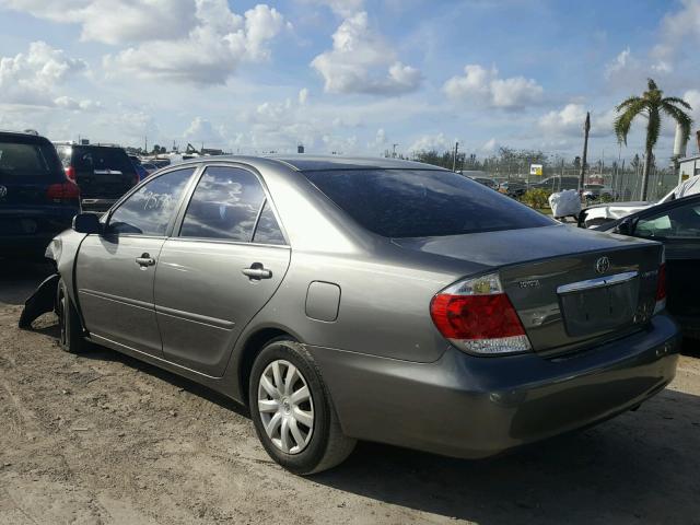 4T1BE32K26U725736 - 2006 TOYOTA CAMRY LE GRAY photo 3