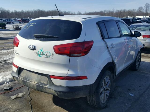 KNDPBCAC9G7819495 - 2016 KIA SPORTAGE L WHITE photo 4