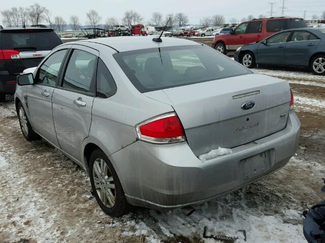 1FAHP37N99W232775 - 2009 FORD FOCUS SEL SILVER photo 3