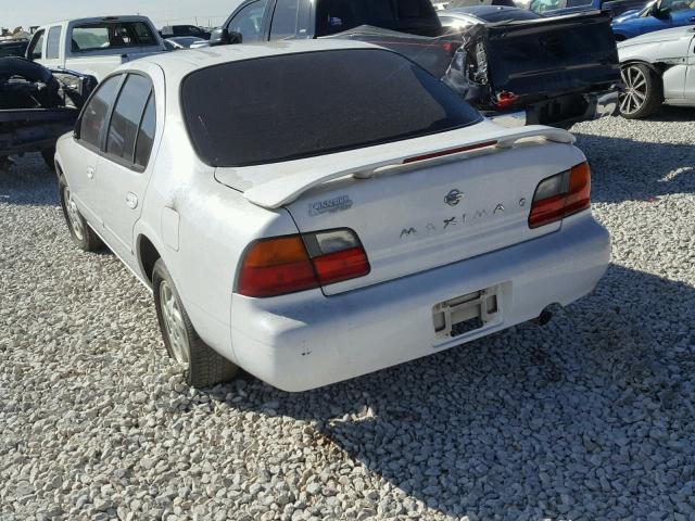 JN1CA21D7ST660726 - 1995 NISSAN MAXIMA GLE WHITE photo 3