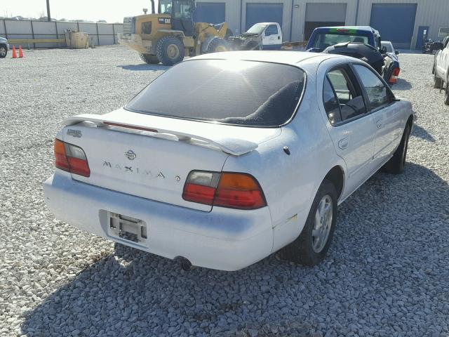 JN1CA21D7ST660726 - 1995 NISSAN MAXIMA GLE WHITE photo 4