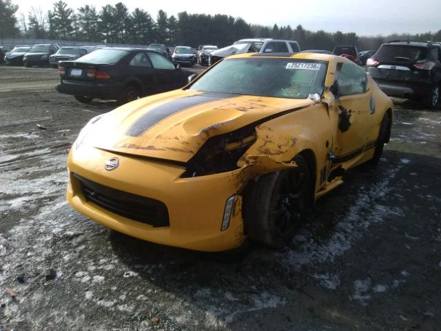 JN1AZ4EH8JM570941 - 2018 NISSAN 370Z BASE YELLOW photo 2