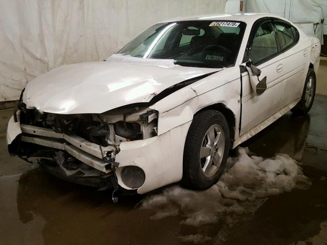 2G2WP552071192441 - 2007 PONTIAC GRAND PRIX WHITE photo 2