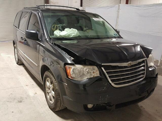 2A4RR5D12AR228189 - 2010 CHRYSLER TOWN & COU BLACK photo 1