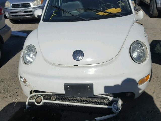 3VWDD21C01M423652 - 2001 VOLKSWAGEN NEW BEETLE WHITE photo 7