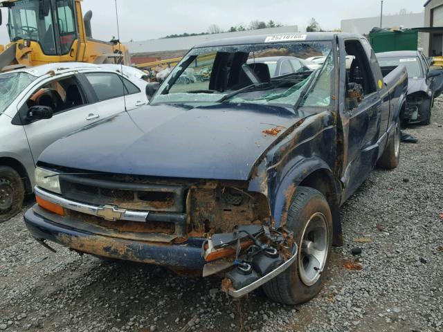 1GCCS19W828107791 - 2002 CHEVROLET S TRUCK S1 BLUE photo 2